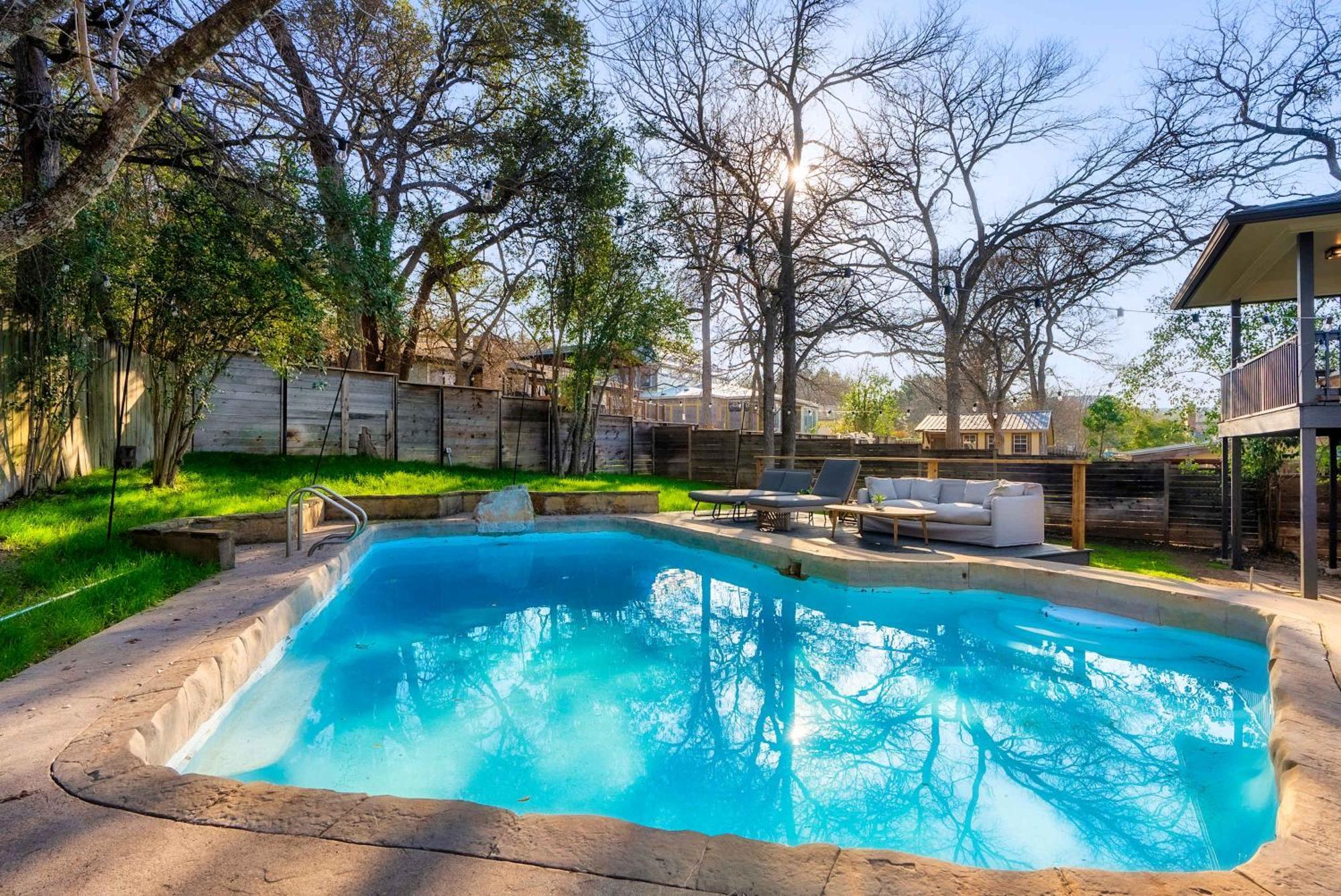 Luxury Zilker Home Pool Hot Tub And 2 Kitchens Austin Exterior photo